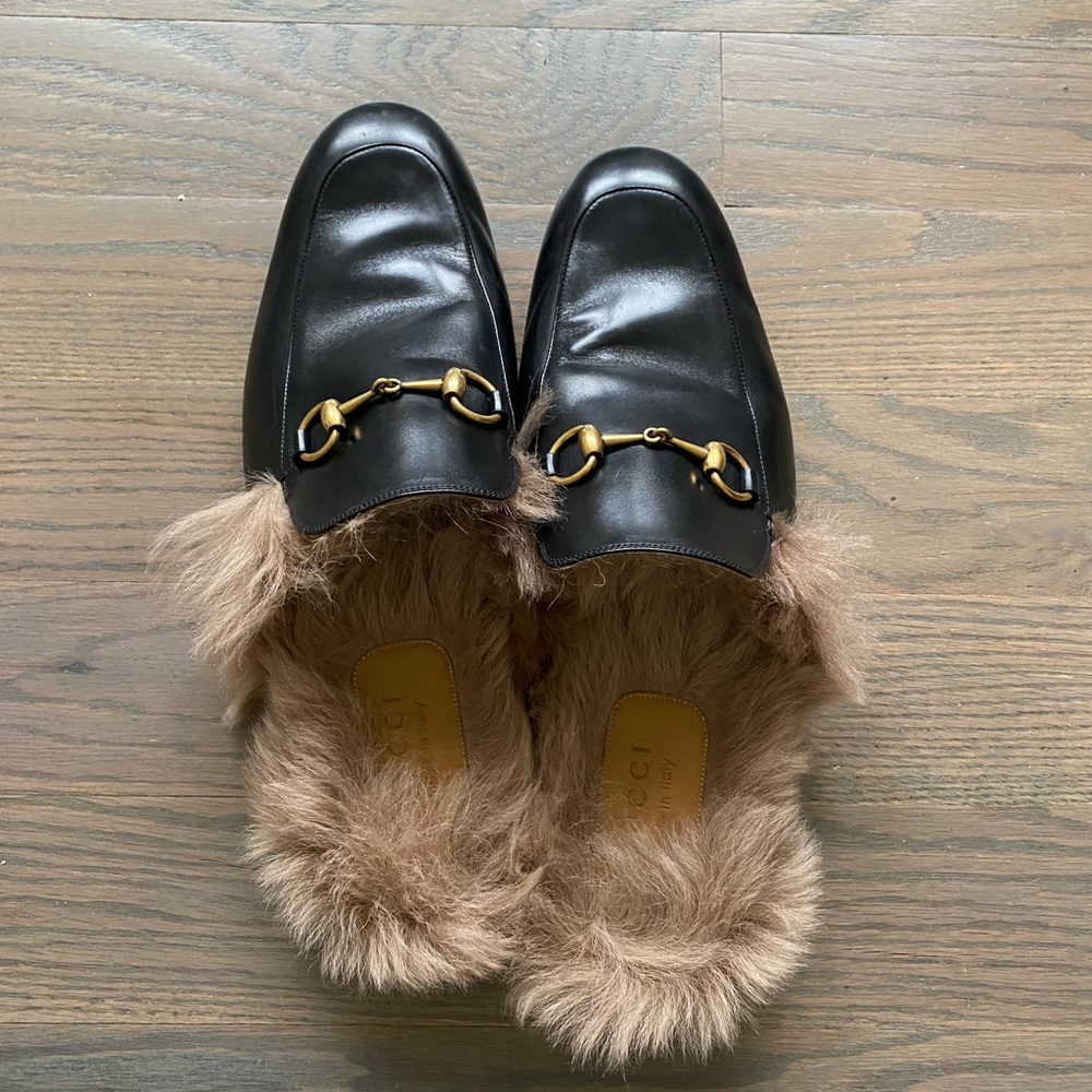 Authentic Gucci Men’s Princeton Black Leather Mule with Fur size 11